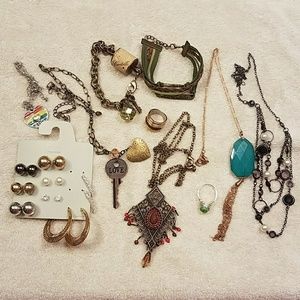 Bundle of jewelry